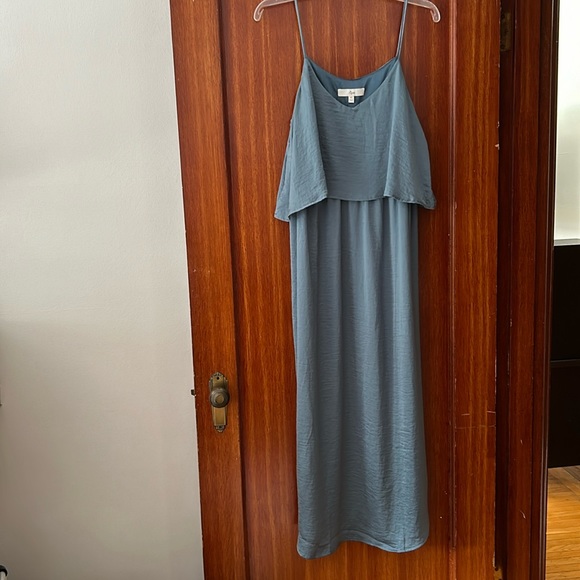 Maternity Dress - Picture 1 of 4